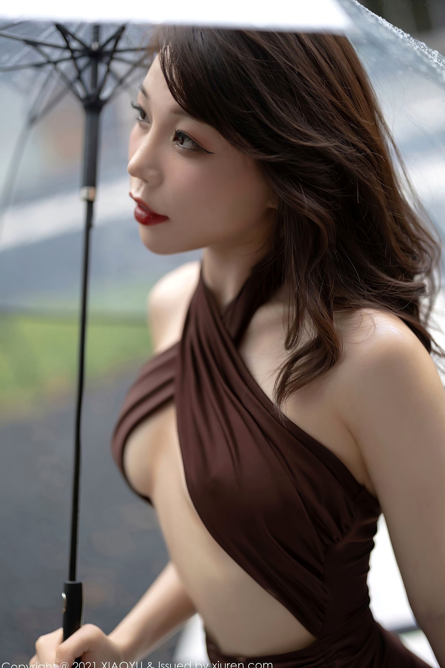 XiaoYu语画界 芝芝 极致诱惑修身礼裙搭配吊带丝袜,曼妙私房大尺度写真