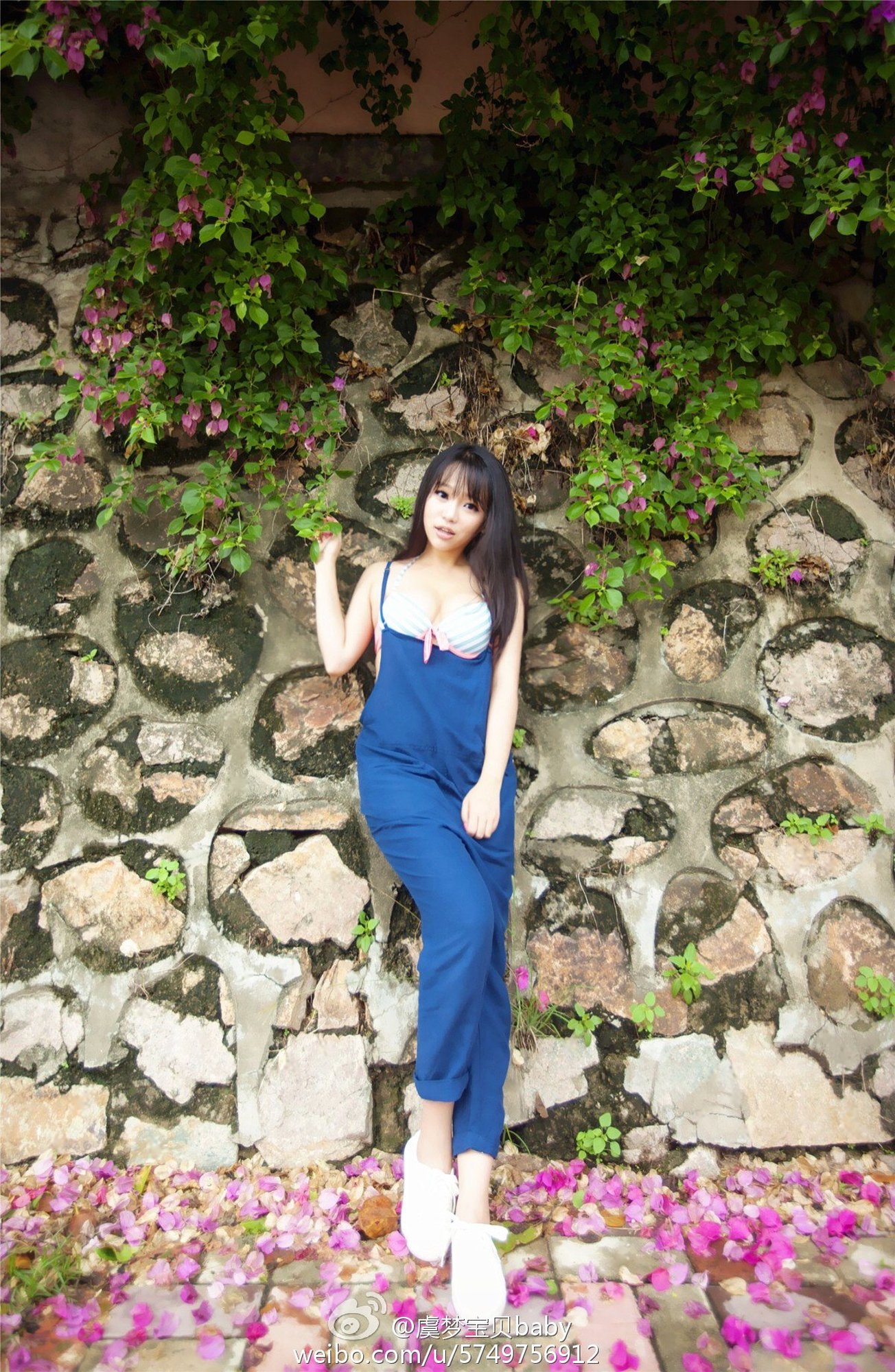虞梦宝贝(虞梦) 巨乳肉感诱惑写真图