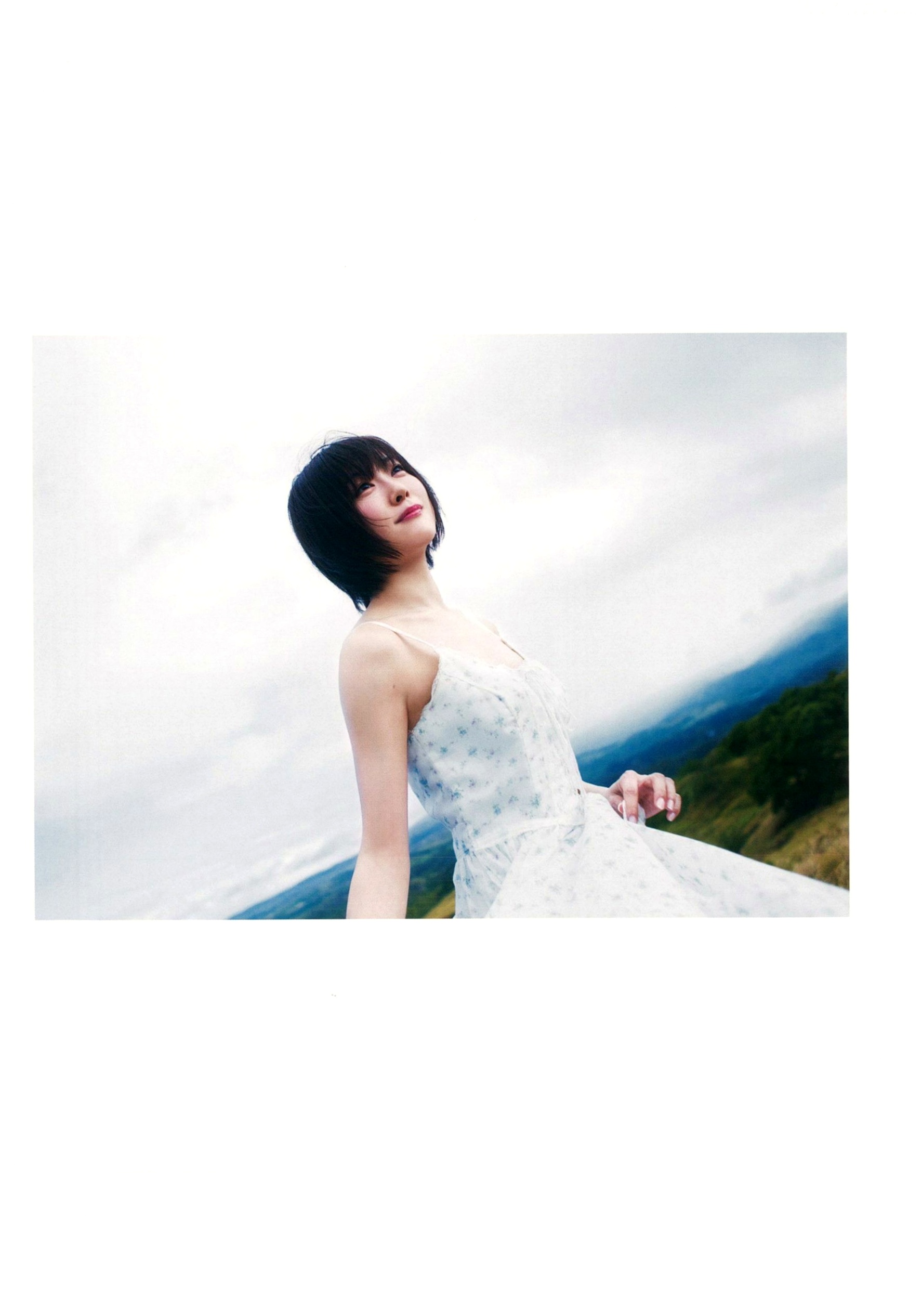 渡辺美優紀唯美写真集《MW》高清大图,私房内衣与海边清凉灵动,治愈系女神展现纯欲诱惑之美