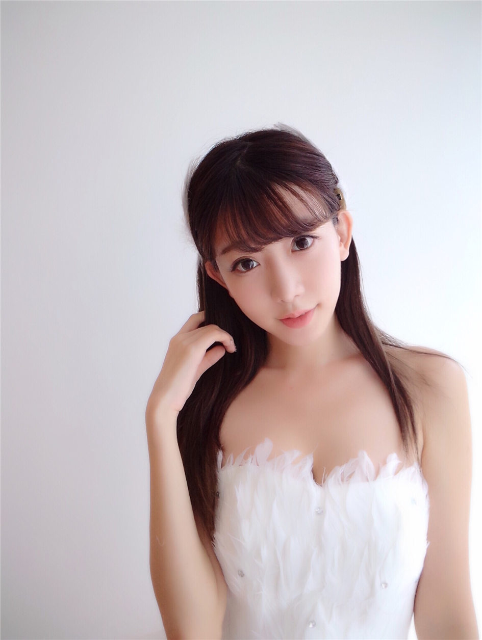 陈潇 性感美女CJ2015绝色美照