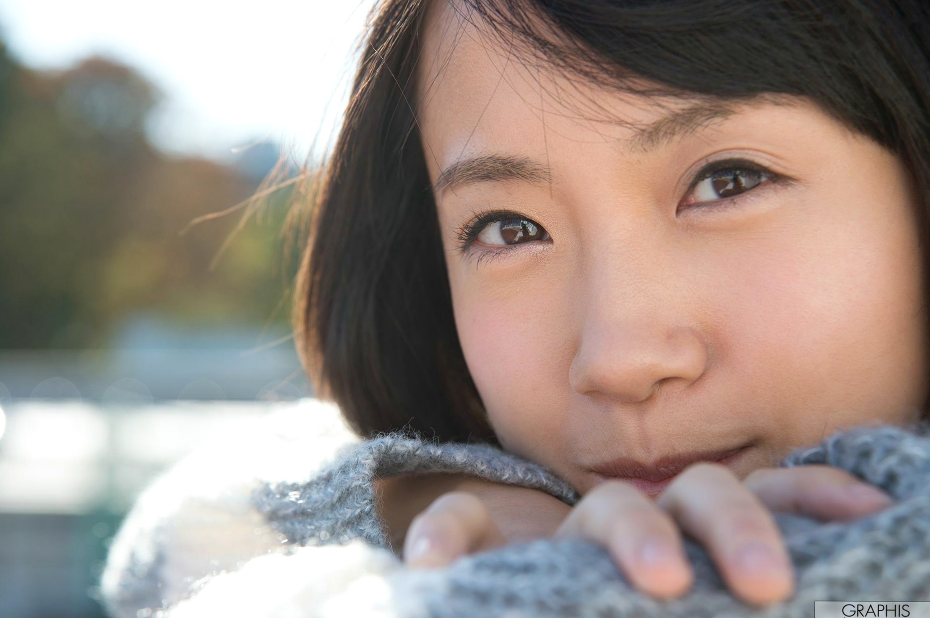 Graphis写真集:长濑麻美(Asami Nagase)清纯少女户外写真,尽显温柔治愈之美