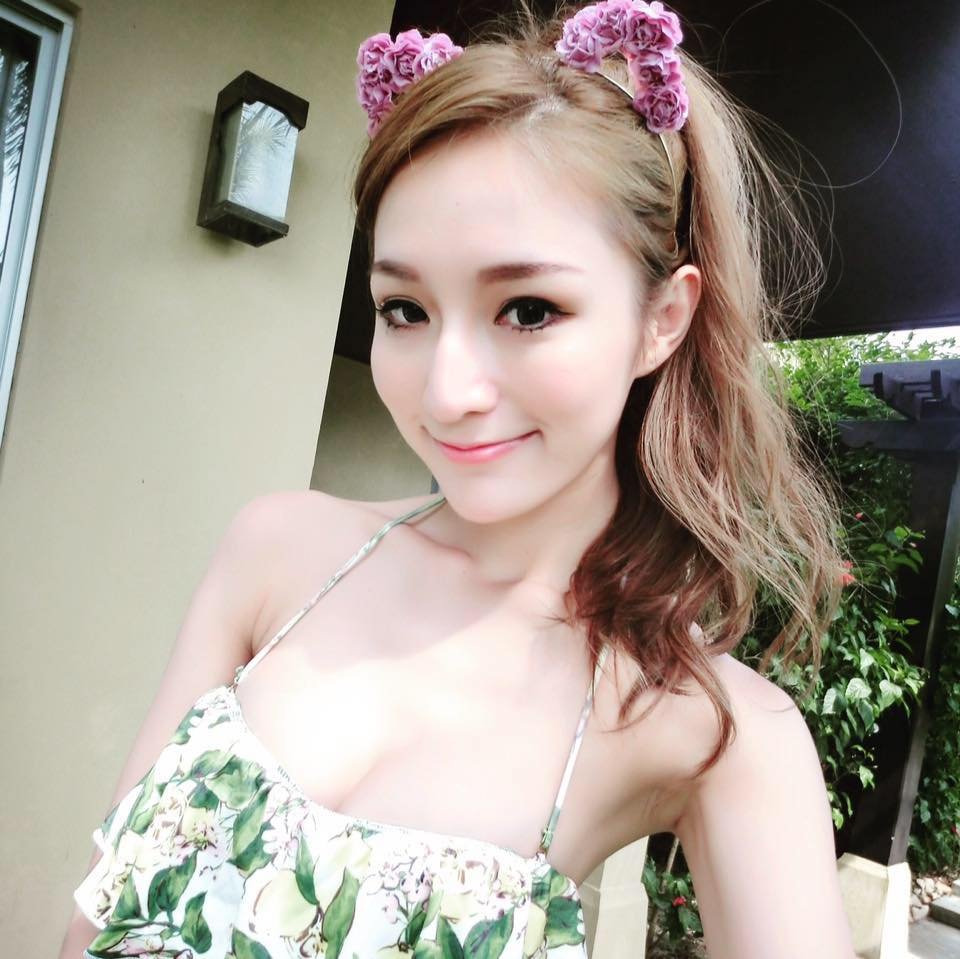 林佩佩 舞台女王热火比基尼