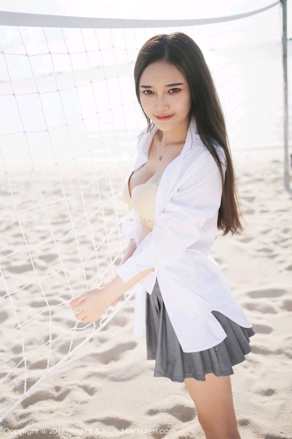 越南心愿唐琪儿 海边白寸衫短裙系列