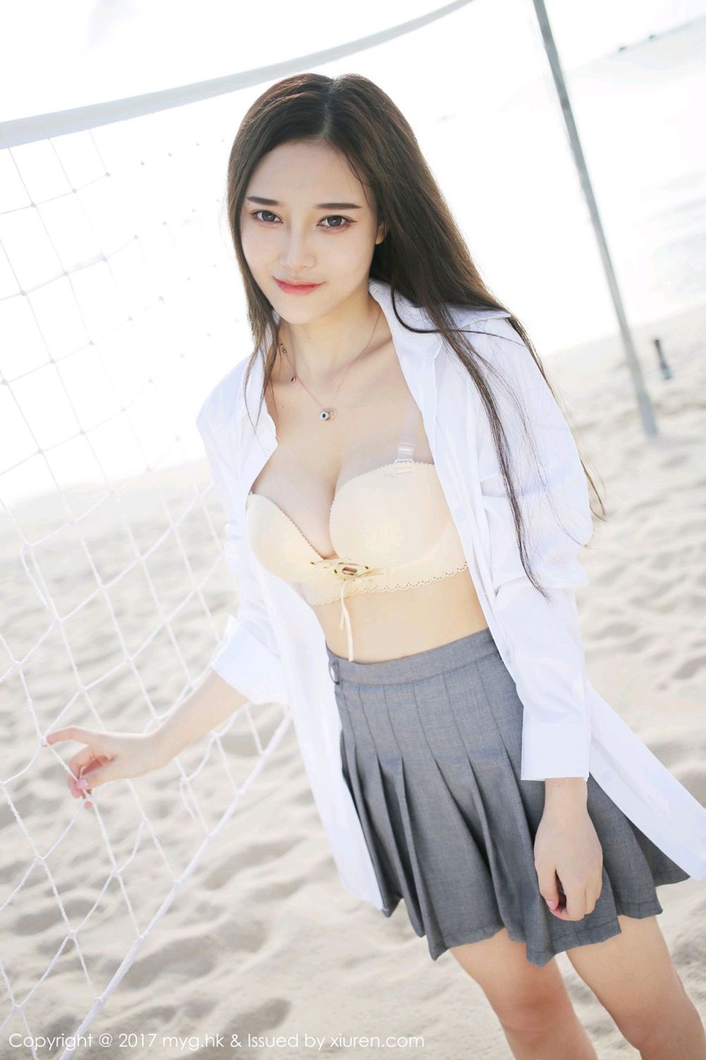 越南心愿唐琪儿 海边白寸衫短裙系列