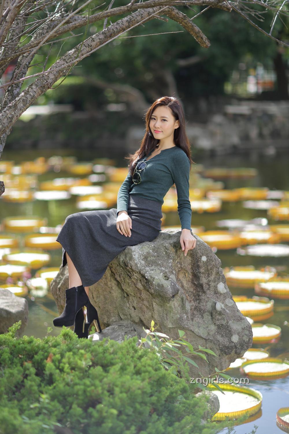 郭珉妏- 成熟女人写真之越穿越少