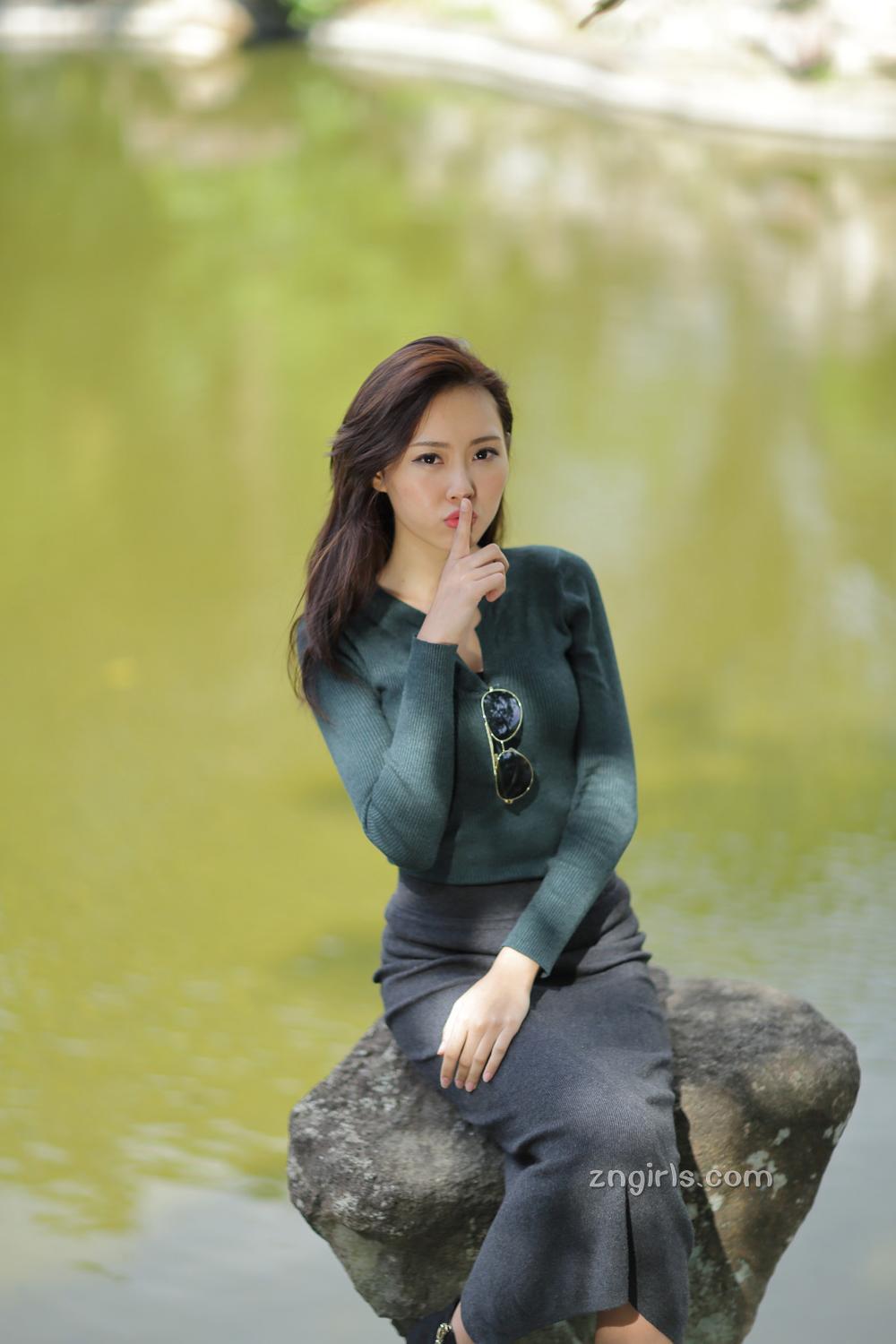 郭珉妏- 成熟女人写真之越穿越少