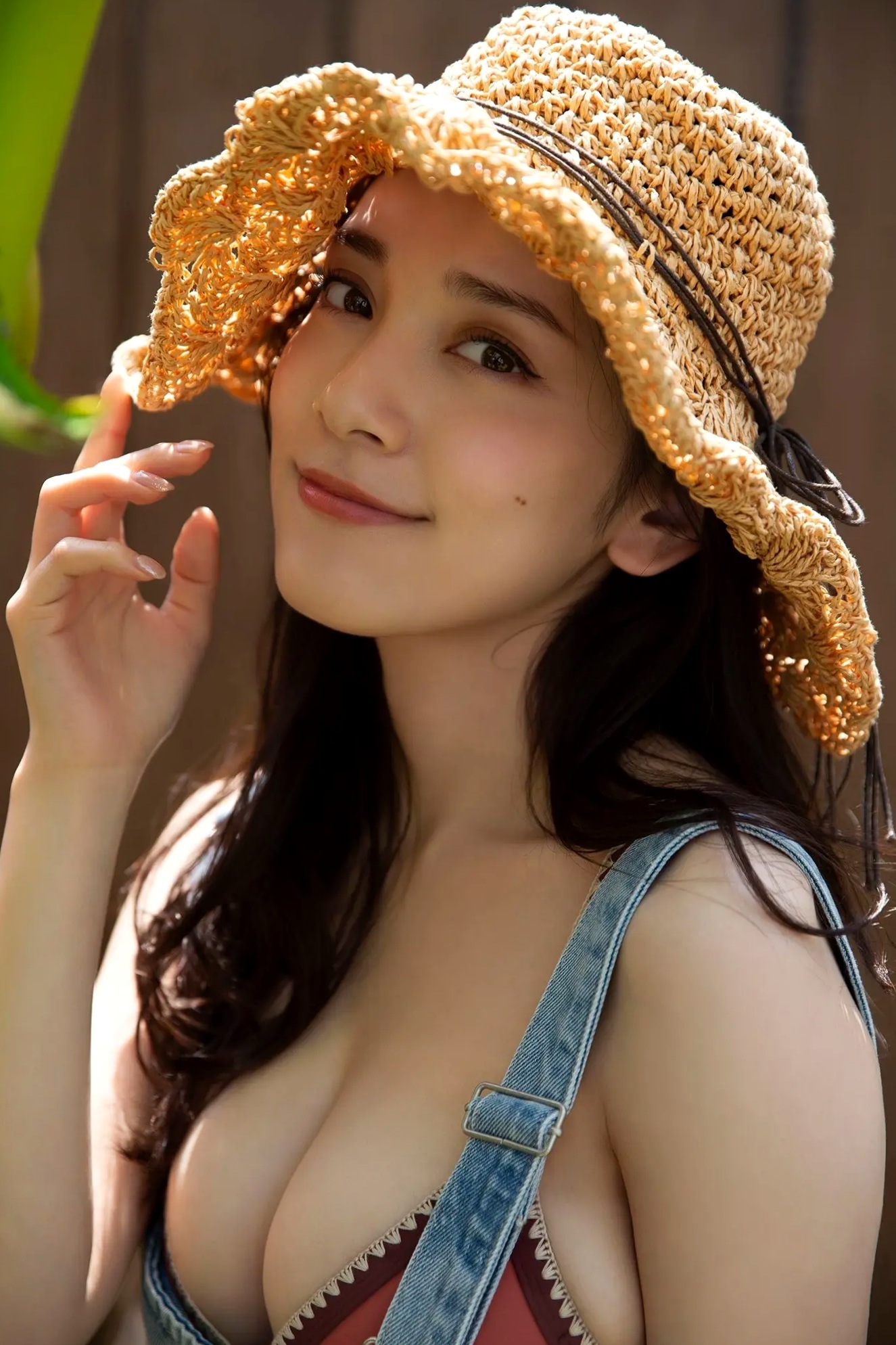 都丸紗也華《bloom》阳光户外与性感内衣私房写真