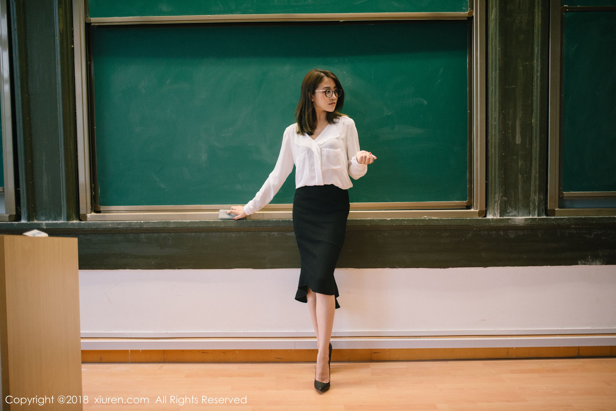 气质女神许诺Sabrina 教师OL制服主题系列