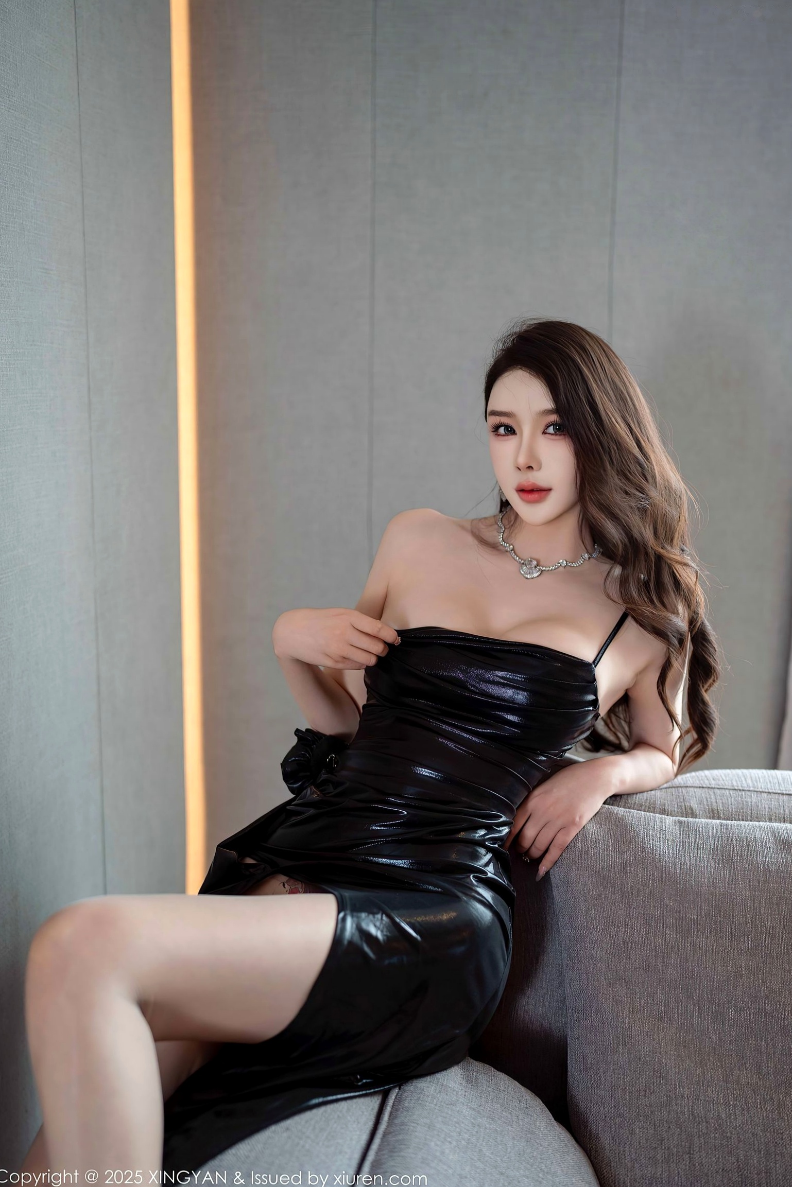 XingYan星颜社-393-李丽莎-黑色闪亮连衣裙-2025.08.29 - 无圣光大尺度