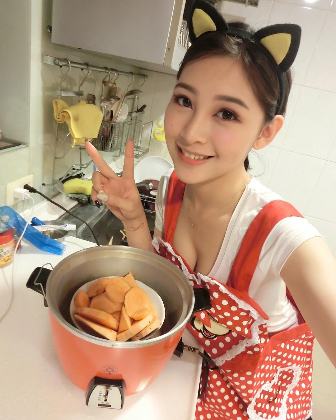 台湾蜜糖妹卢映融 Ig比基尼美照一箩筐