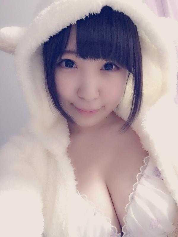 森春流(森はるら)-奶牛美女的自拍照