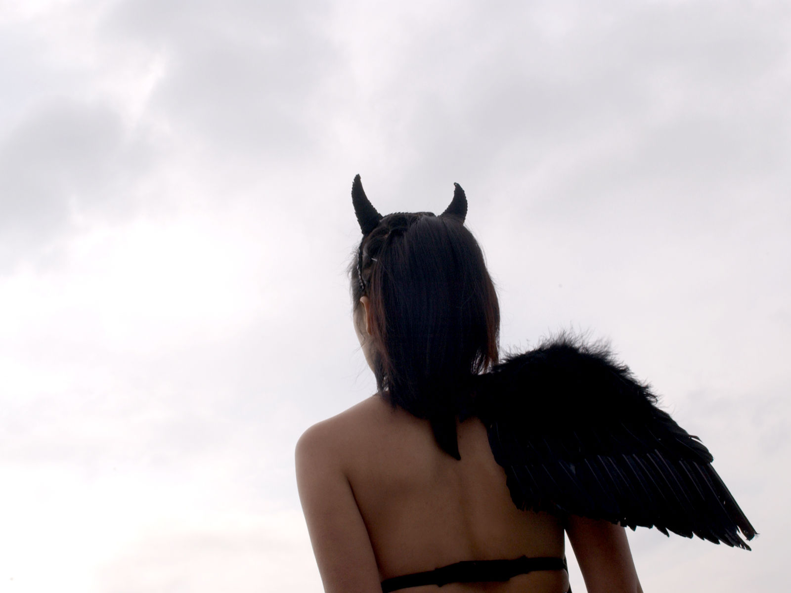 神乐坂惠(神楽坂恵)-《黒の天使》For-side写真图