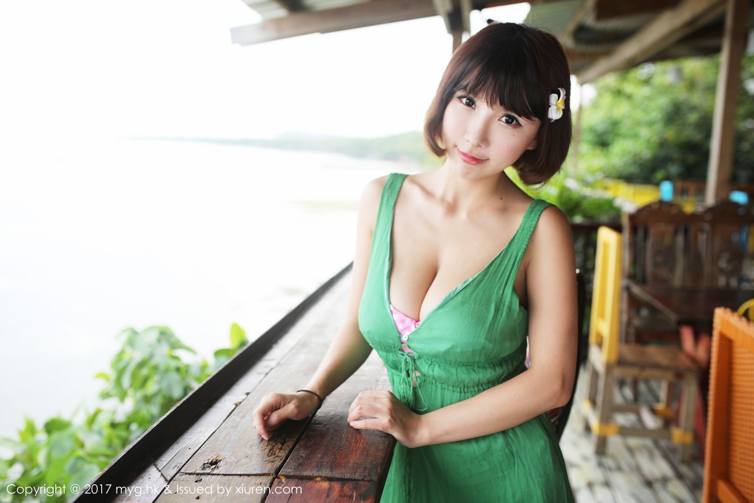 性感女神晓茜sunny 波点式比基尼系列