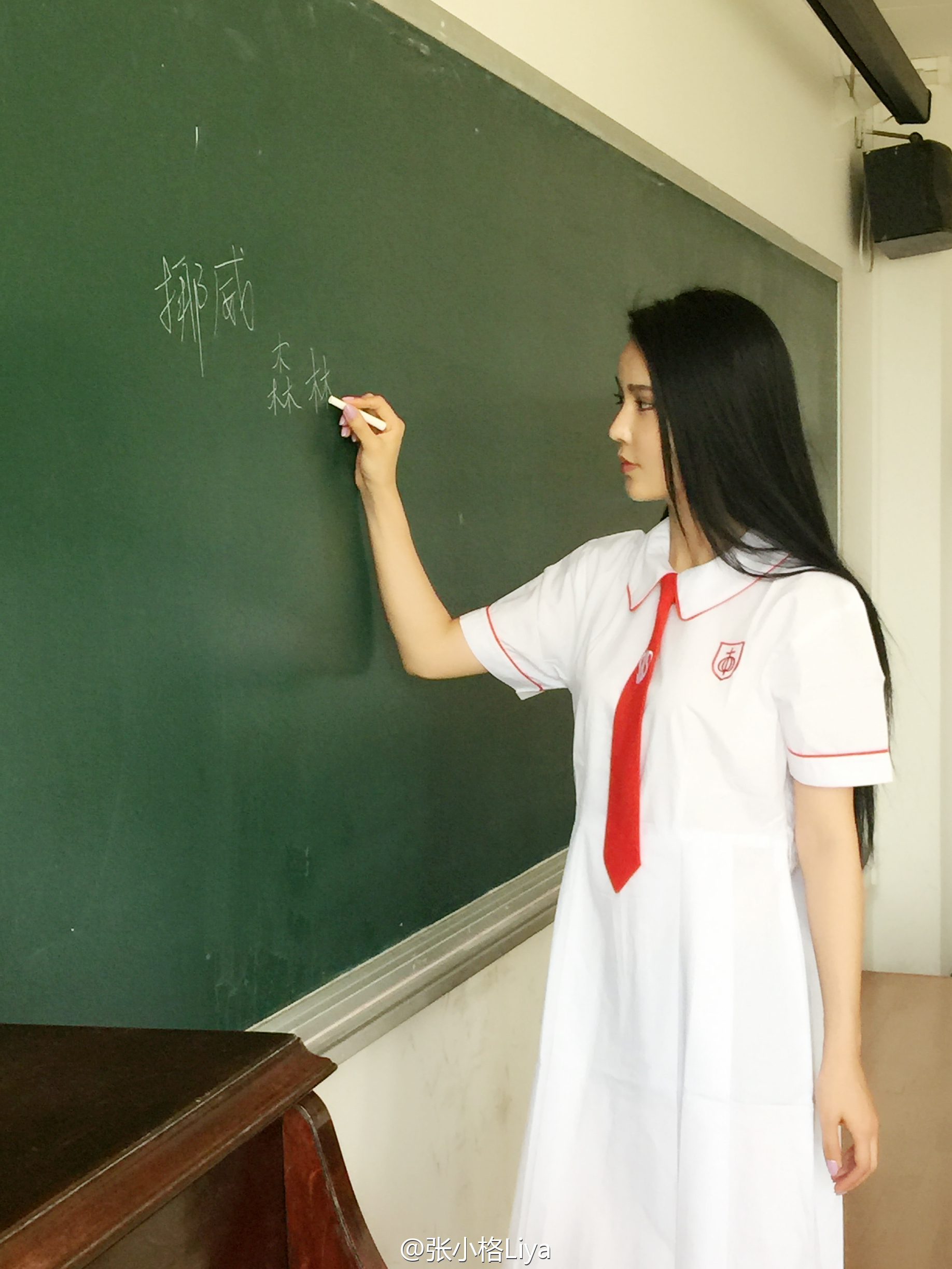 张小格Liya 唯美写真图片