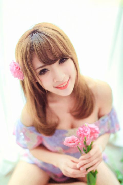张蕴仪-青春少女泳装里的妖娆