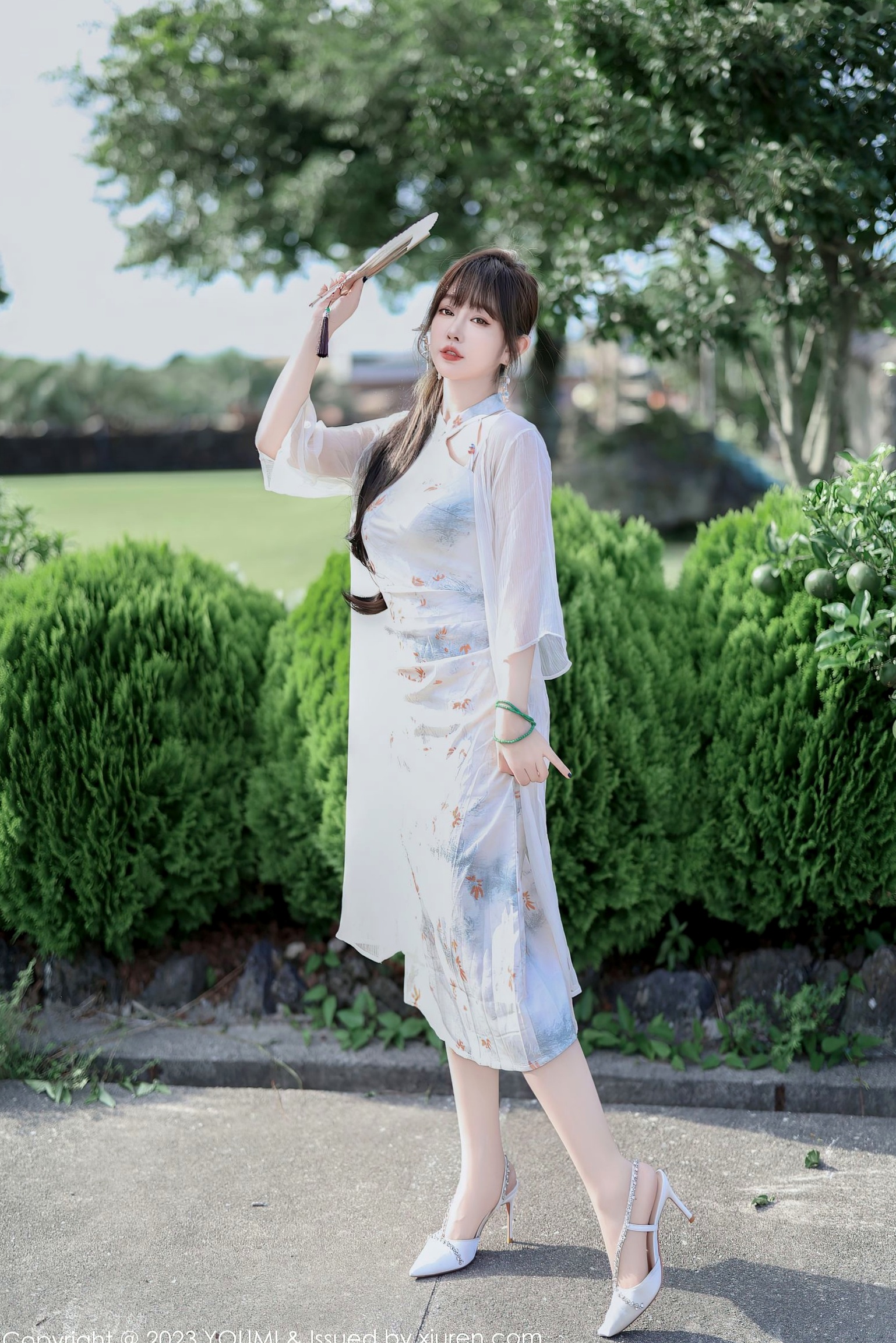 YouMi尤蜜荟-983-王雨纯:纯白内衣私房写真,薄纱透视诱惑,尽显曼妙曲线与纯欲气质