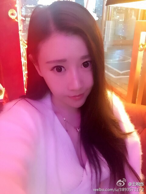王婉悠Quenna-微博海量私房照