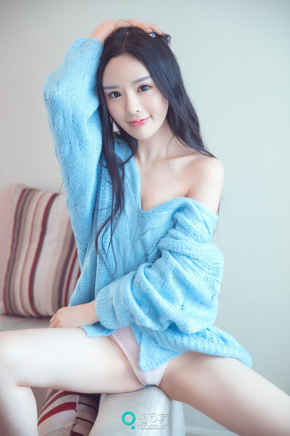 双马尾少女苏迪 尽展清纯魅力