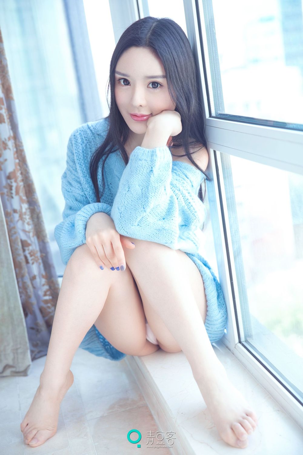双马尾少女苏迪 尽展清纯魅力