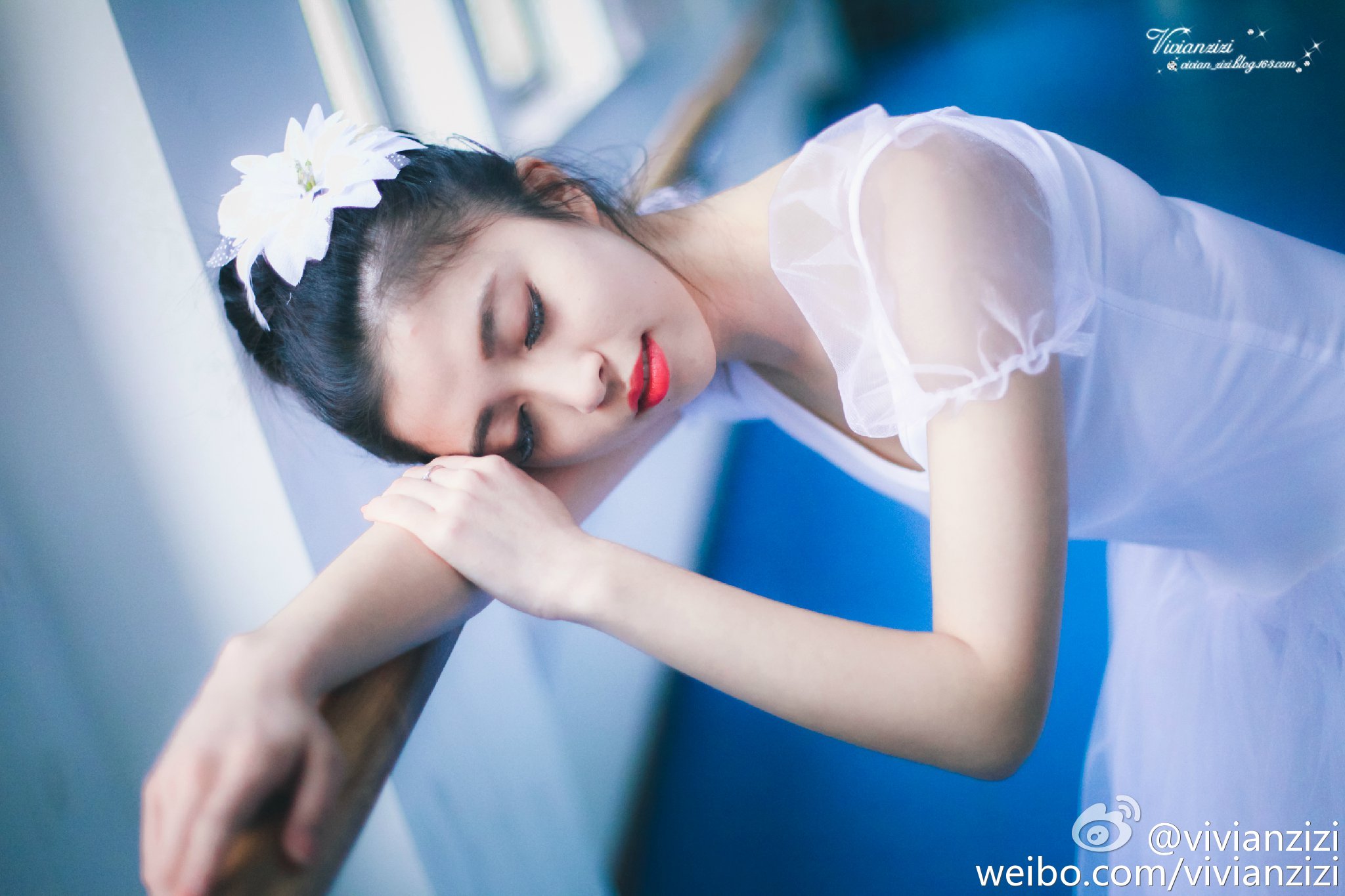 郑凌莉-「厦门最美校服女」私房照诱惑写真图