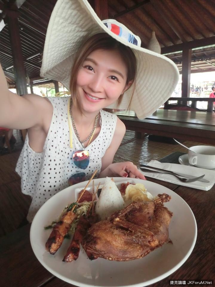婷婷Usagi(蔡婷婷) 海量私拍闺房美照爆出