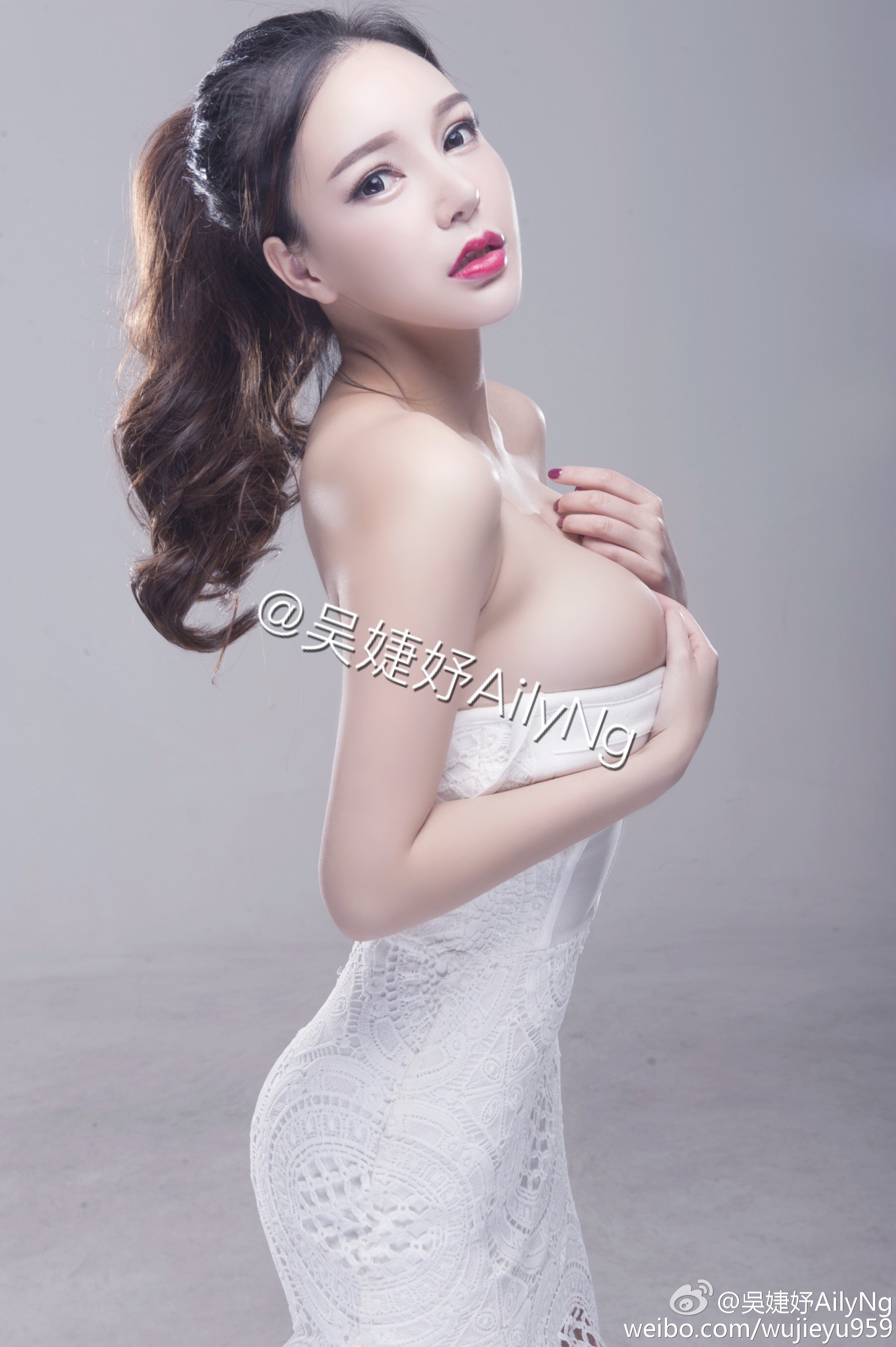 吴婕妤AilyNg S型身材魅惑写真图