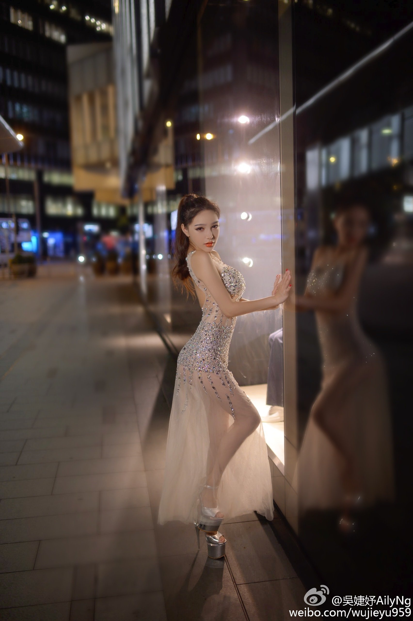 吴婕妤AilyNg S型身材魅惑写真图