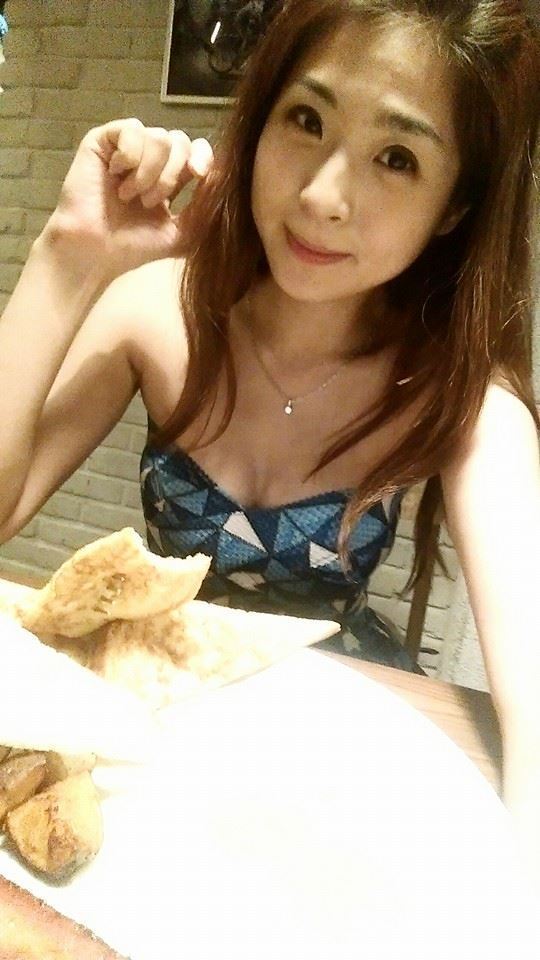 朱芳君 最正财经女主播