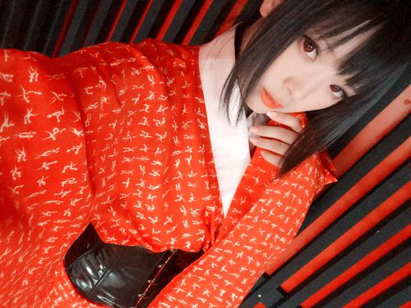 赤根京 爆乳妹Cosplay私房照诱惑写真图