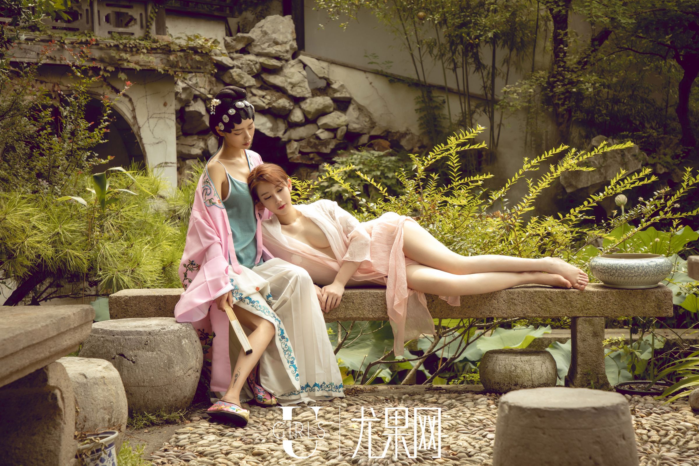 苏小曼与方子萱 朱砂痣与白月光