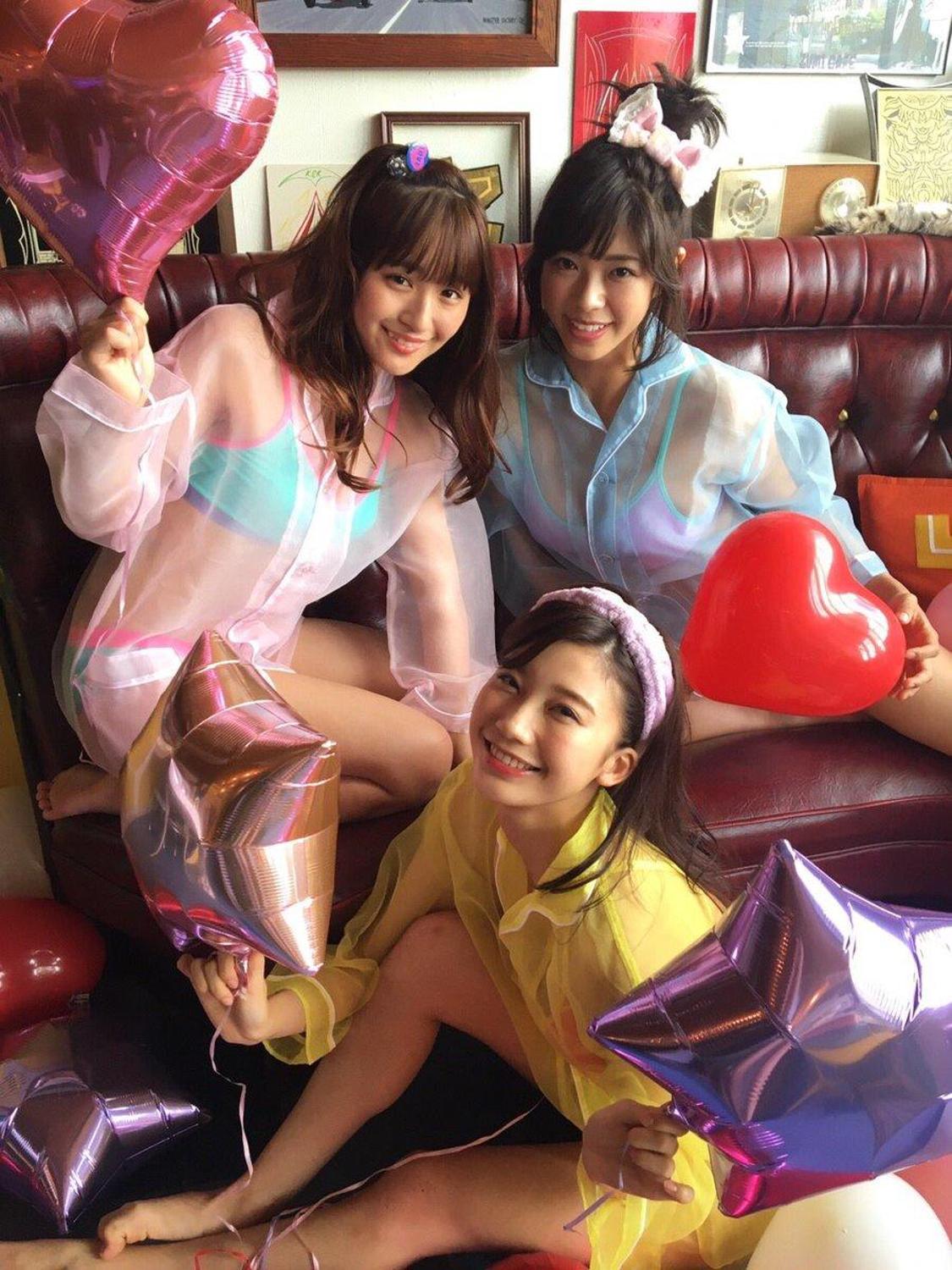 浅川梨奈&小仓优香&和智南 欧派三剑客结成