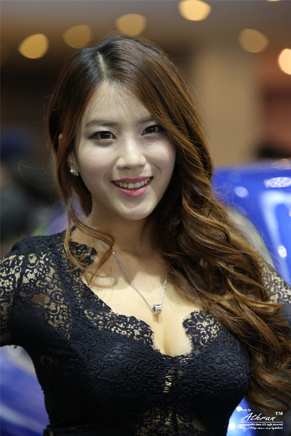 2015韩国国际车展ShowGirl车贞儿美女图片