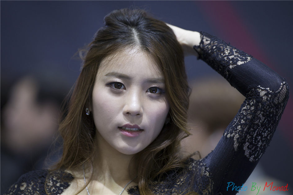 2015韩国国际车展ShowGirl车贞儿美女图片