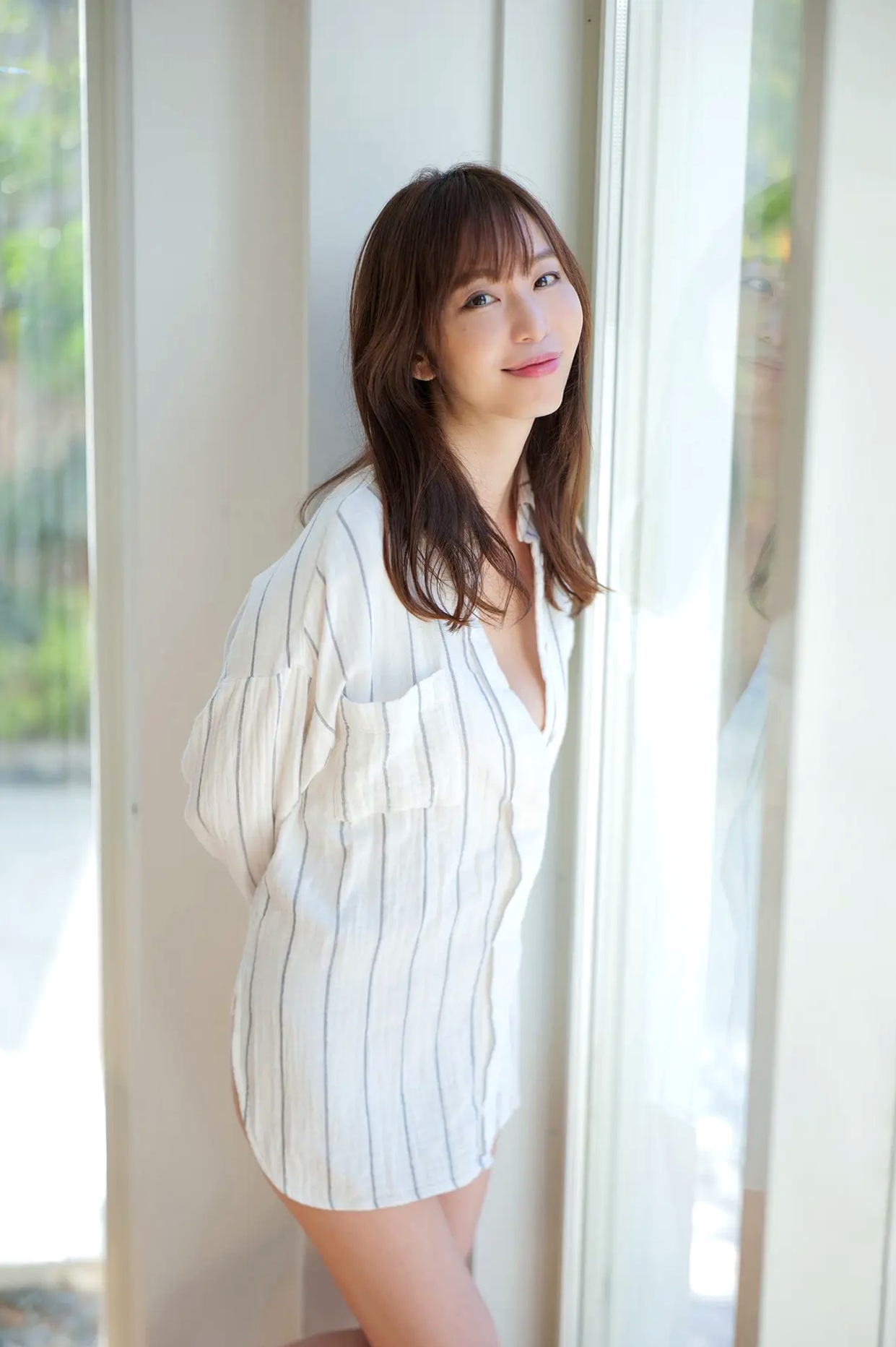 塩地美澄 - 女子アナ桃源郷:绝美性感比基尼泳池写真,室内私房大尺度诱惑,前日本女主播尽显轻熟丰满韵味