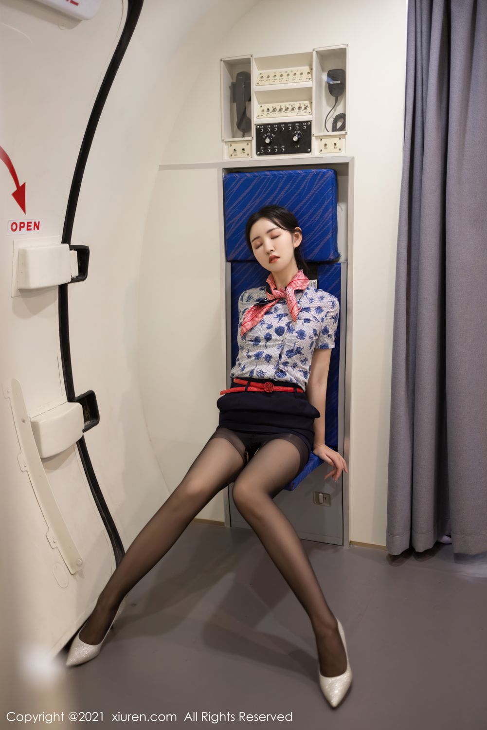 空乘女神沈梦瑶 真实的客机场景