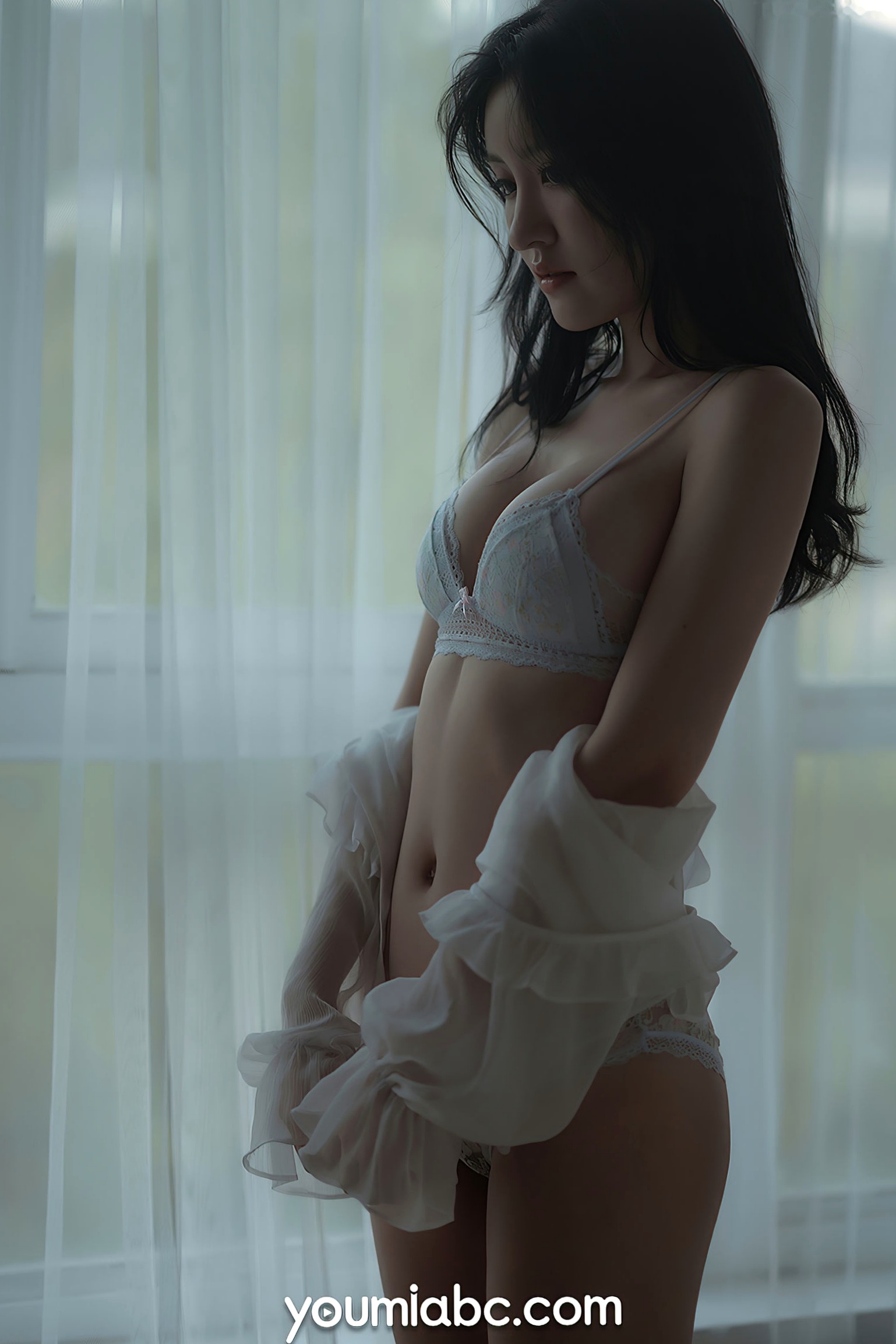 YouMi尤蜜-沈梦瑶《飘窗幻梦》私房照,窗边薄纱下的曼妙身姿,高清性感诱惑写真