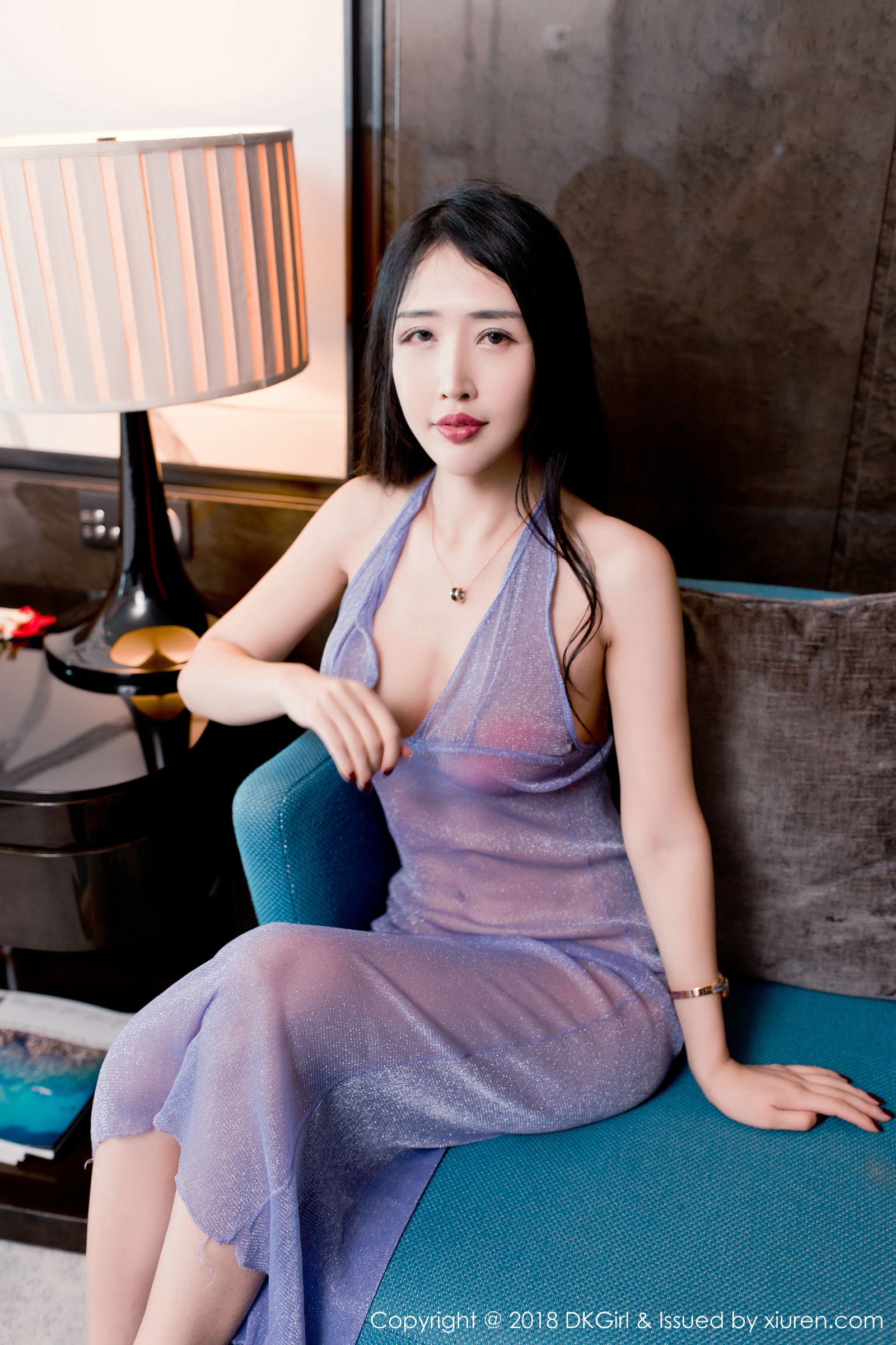 长腿模特余馨妍 高挑身材丝足诱惑