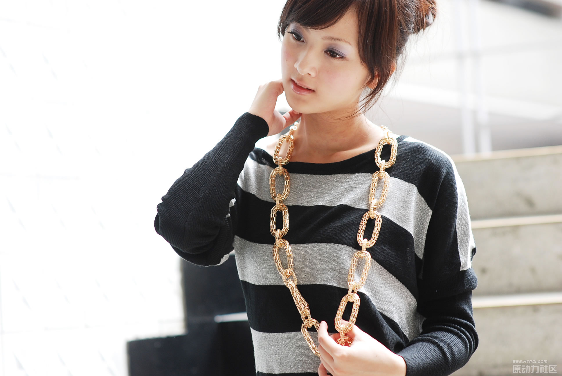 台湾清纯美女果子MM张凯洁服饰图集