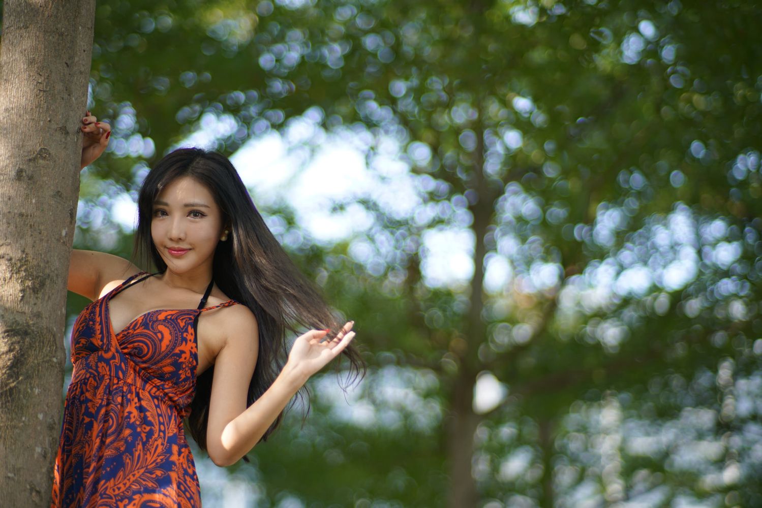 赵芸- 成熟女人写真之桔花吊带