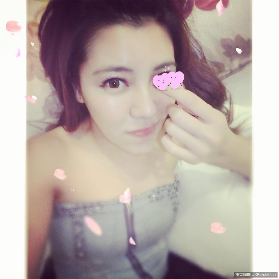 Celine Chung 35E的谷胸「武则天」