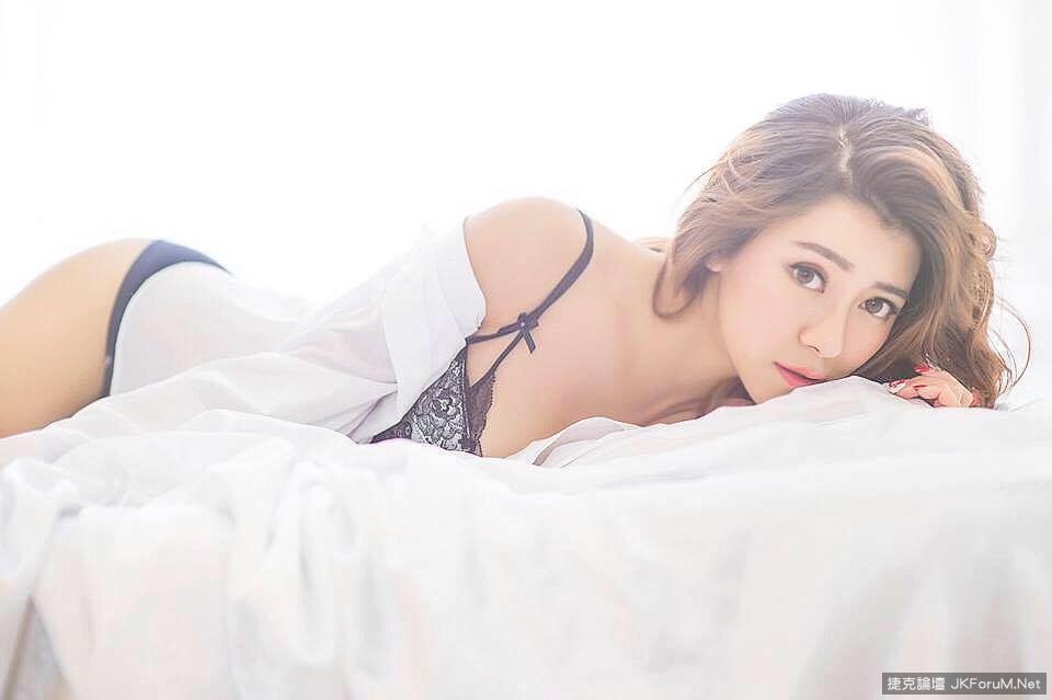 Celine Chung 35E的谷胸「武则天」