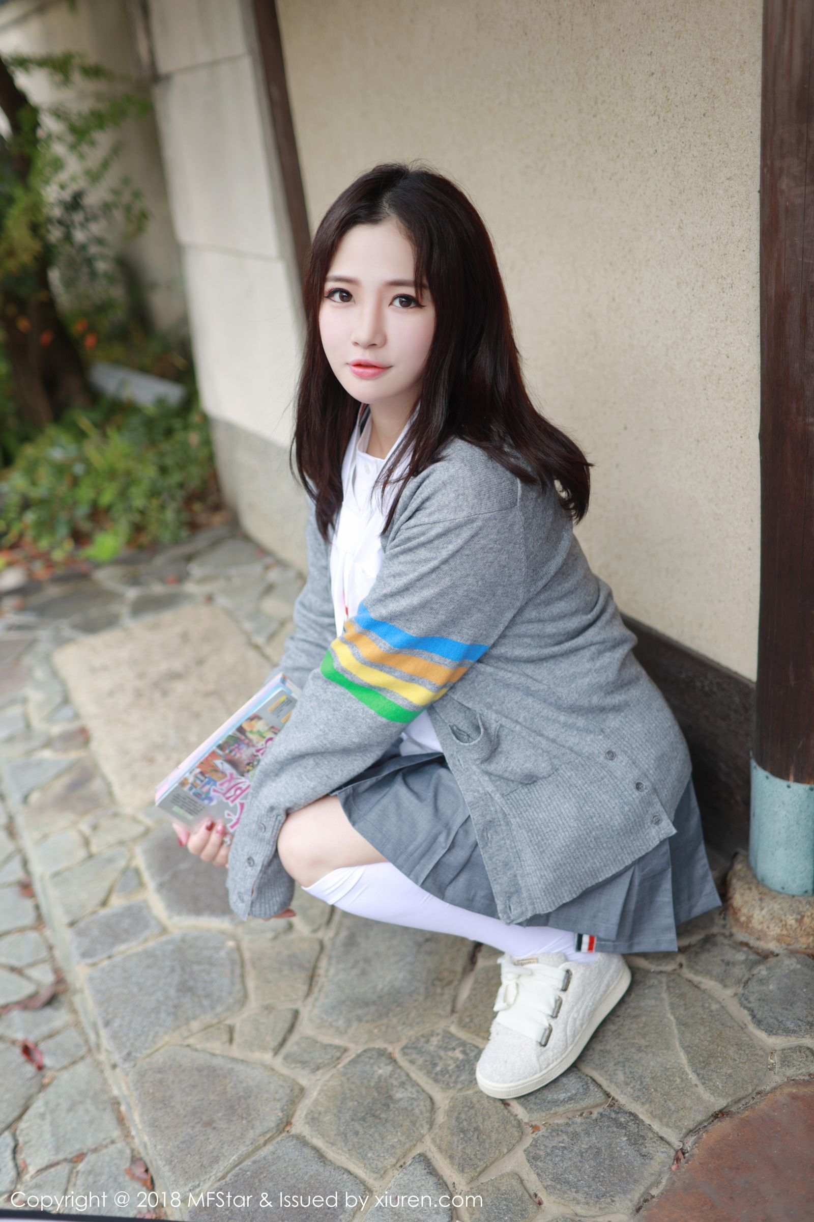 女神徐cake回归 户外学院风系列