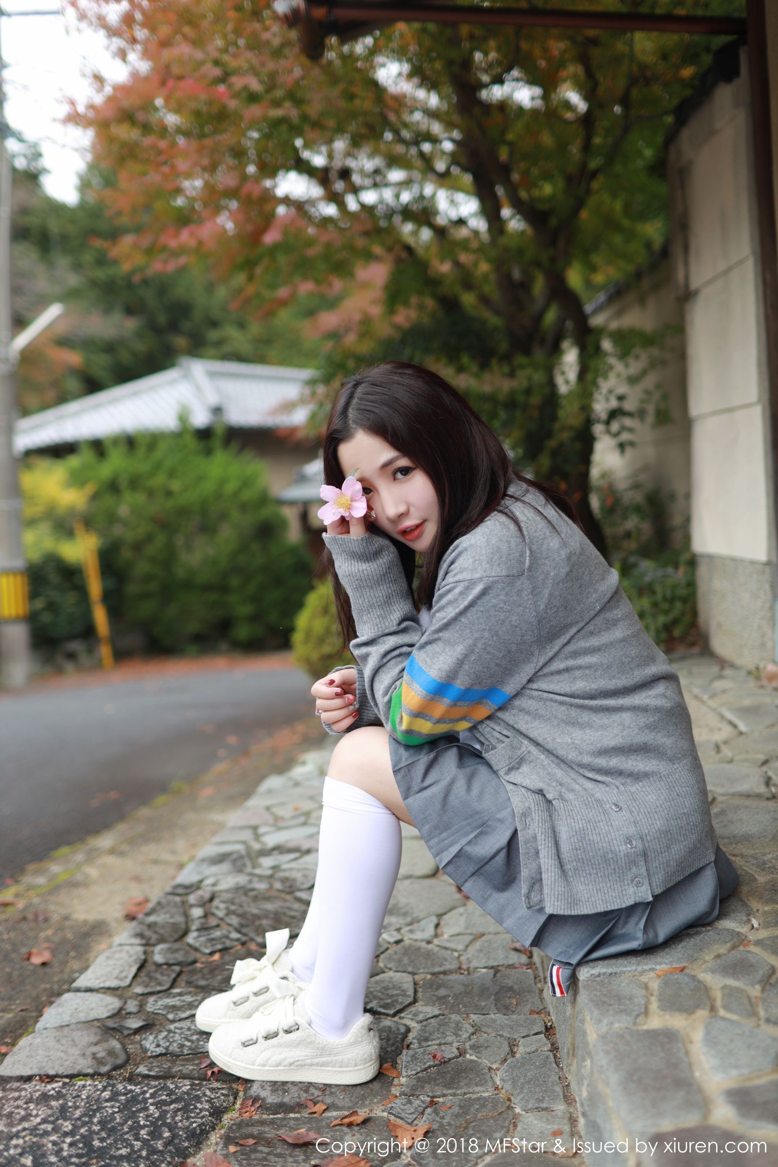 女神徐cake回归 户外学院风系列