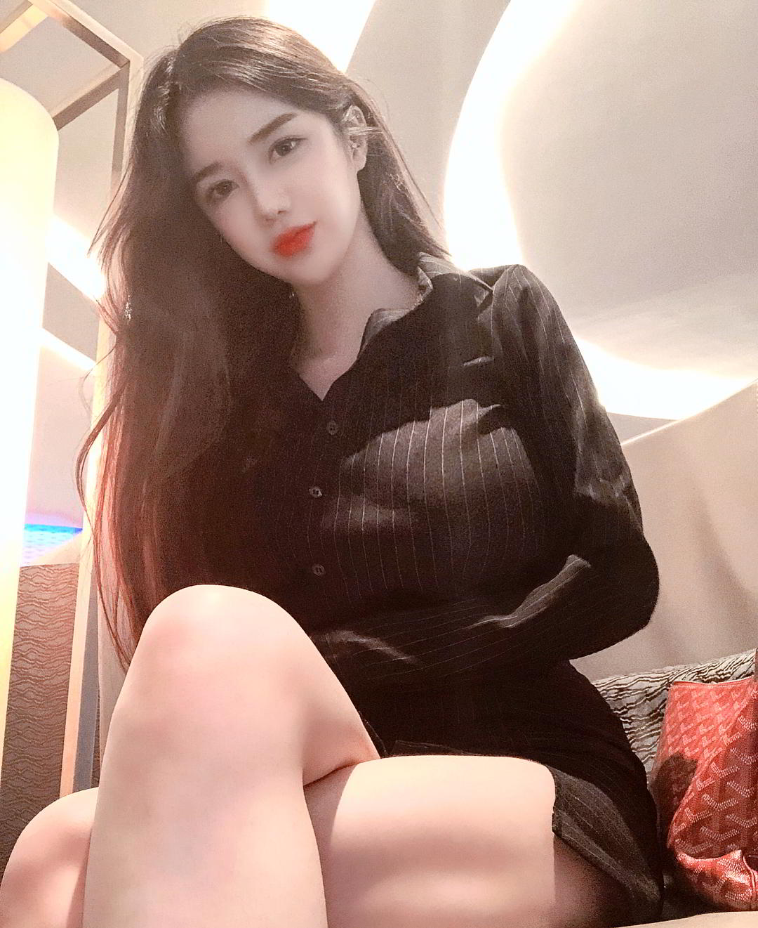 南韩梦幻女神李秀彬 炸裂身材视觉冲击力