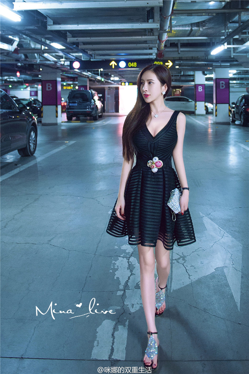 咪娜Mina 气质美女时尚潮流写真图