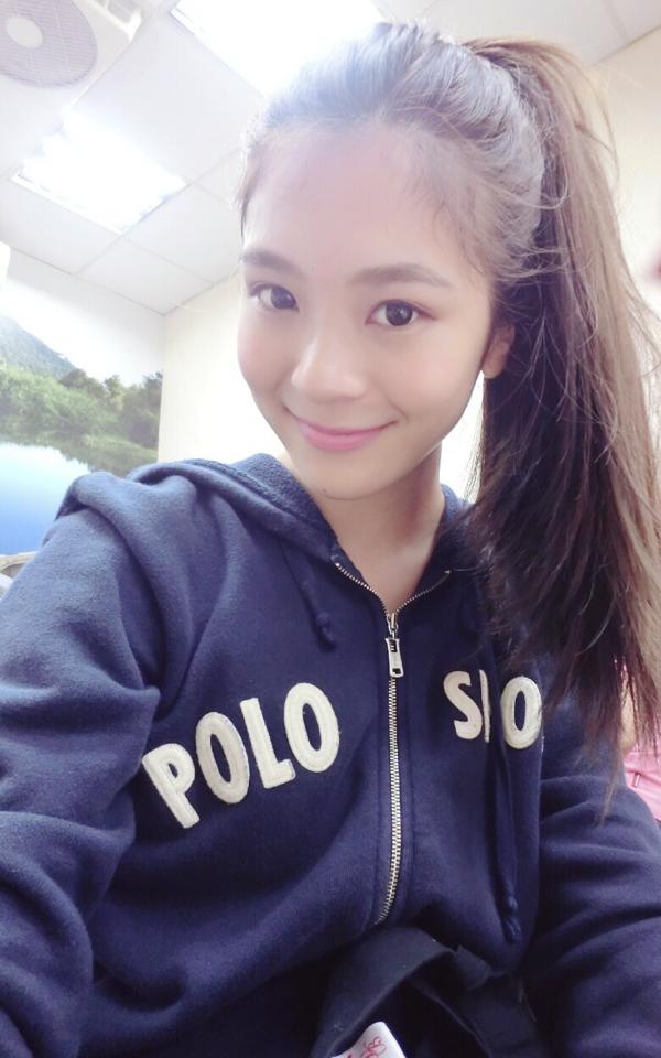 钟采轩Emily 清新养眼大学生正妹女神