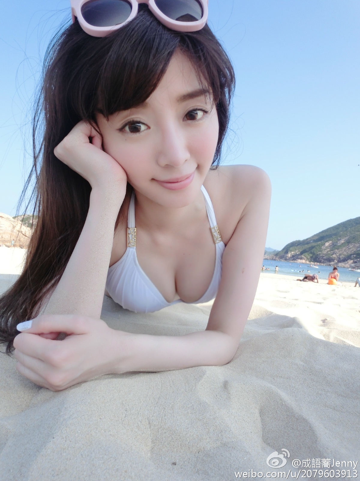 成语荞(吴娟仪) 美腿白皙电眼女神