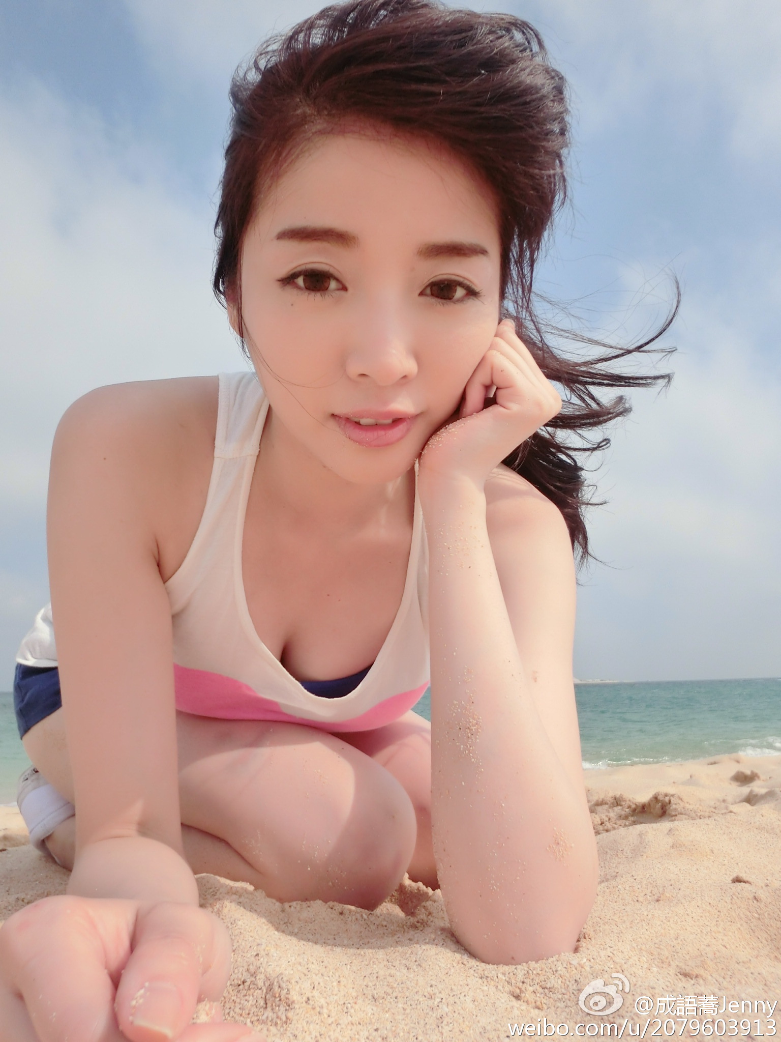 成语荞(吴娟仪) 美腿白皙电眼女神