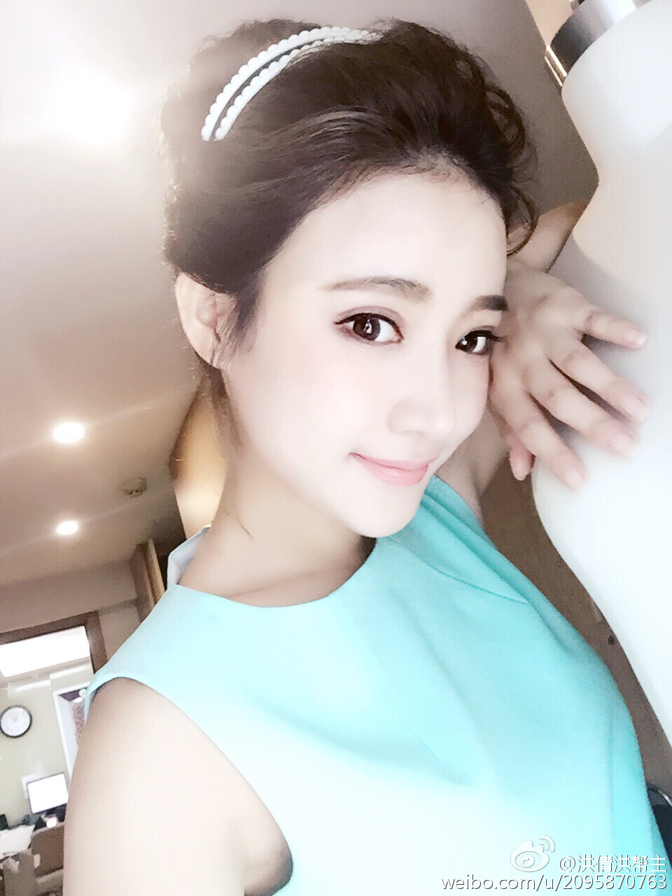 洪倩 西美人微博私房照诱惑写真图