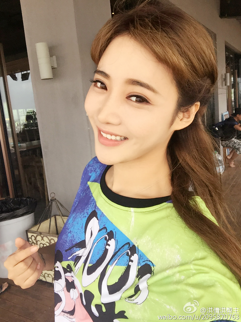 洪倩 西美人微博私房照诱惑写真图